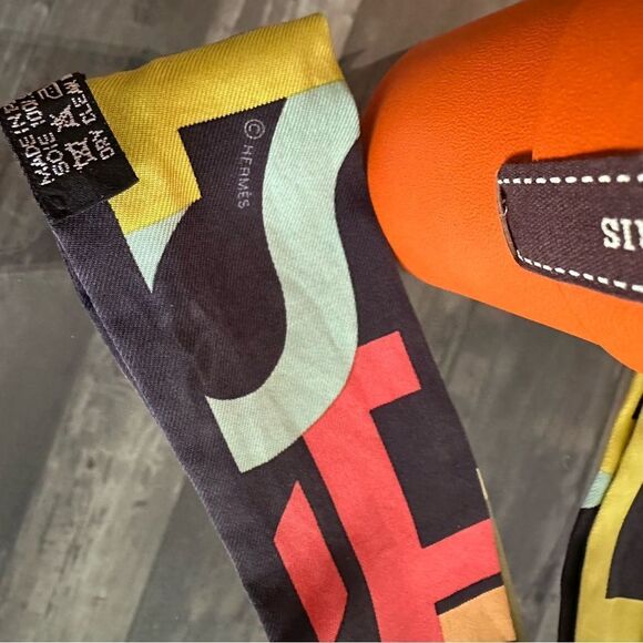 Hermes Multicolor Decorative Twilly - Picture 10 of 10